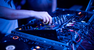 Dịch Vụ Tư Vấn Nhiệt Tình 