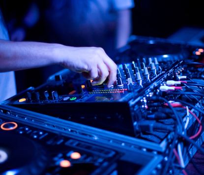 Dịch Vụ Tư Vấn Nhiệt Tình 