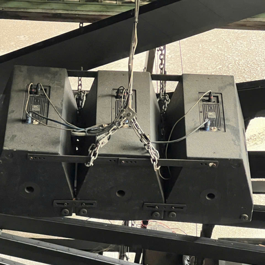 Các sản phẩm âm thanh thanh lý